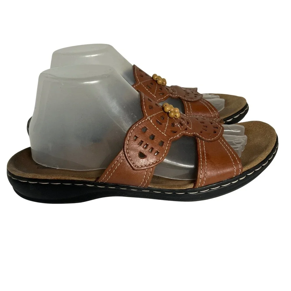 Clarks Slide Sandals Women 10 Brown Leather Floral Laser Cut Beads 26065703